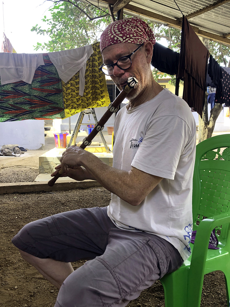 thomas vahle playing flute